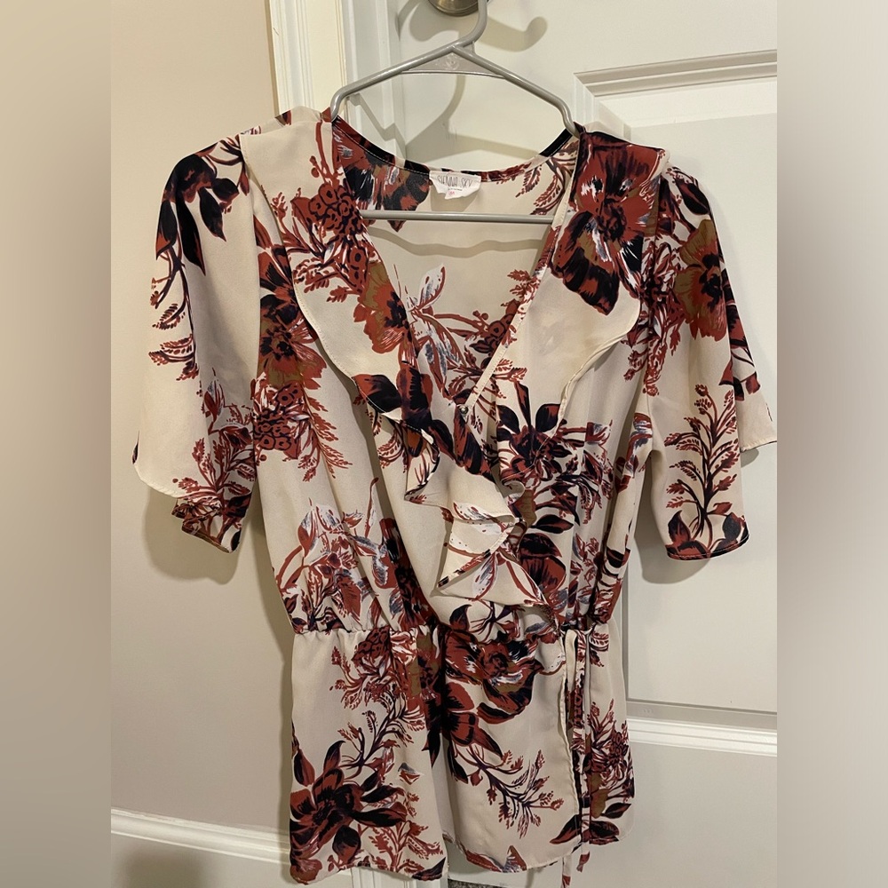 Women’s Floral Blouse